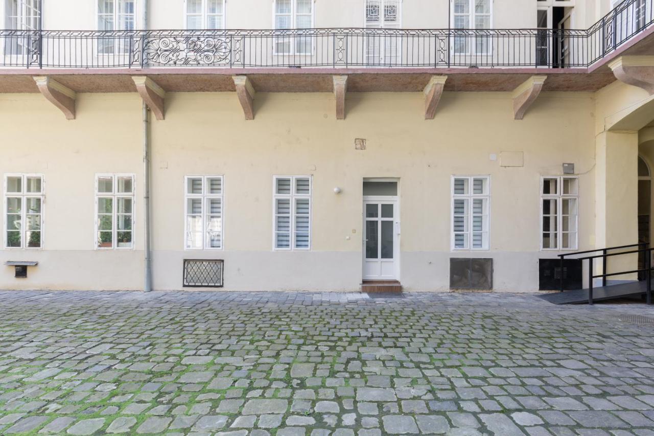 B17 Bajcsy Apartment Budapeste Exterior foto